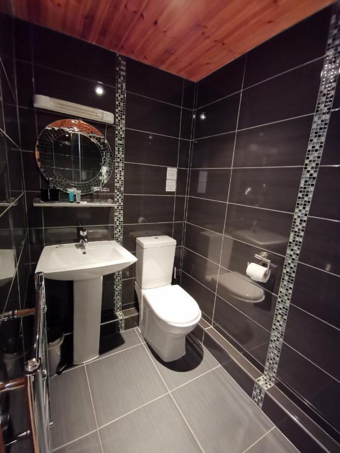 St Ronan'S Hotel Innerleithen Εξωτερικό φωτογραφία