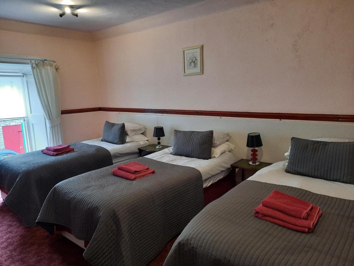 St Ronan'S Hotel Innerleithen Δωμάτιο φωτογραφία